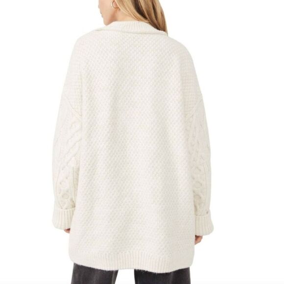 Free People Leslie Cable Knit Oversize Sweater Size XS Ivory - Picture 2 of 16